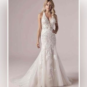 Wedding dress Rebecca Ingram-Elizabetta By Maggie Sottero